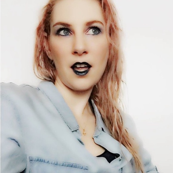 Meet your Posher, K - Picture 1 of 2